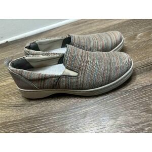 Dansko Belle Round Toe Slip On Flat Womens Size 42‎